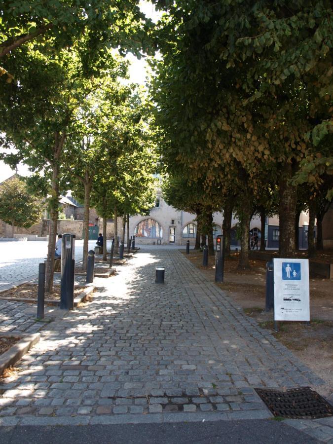 Appart Face Au Mail Limoges Exterior foto
